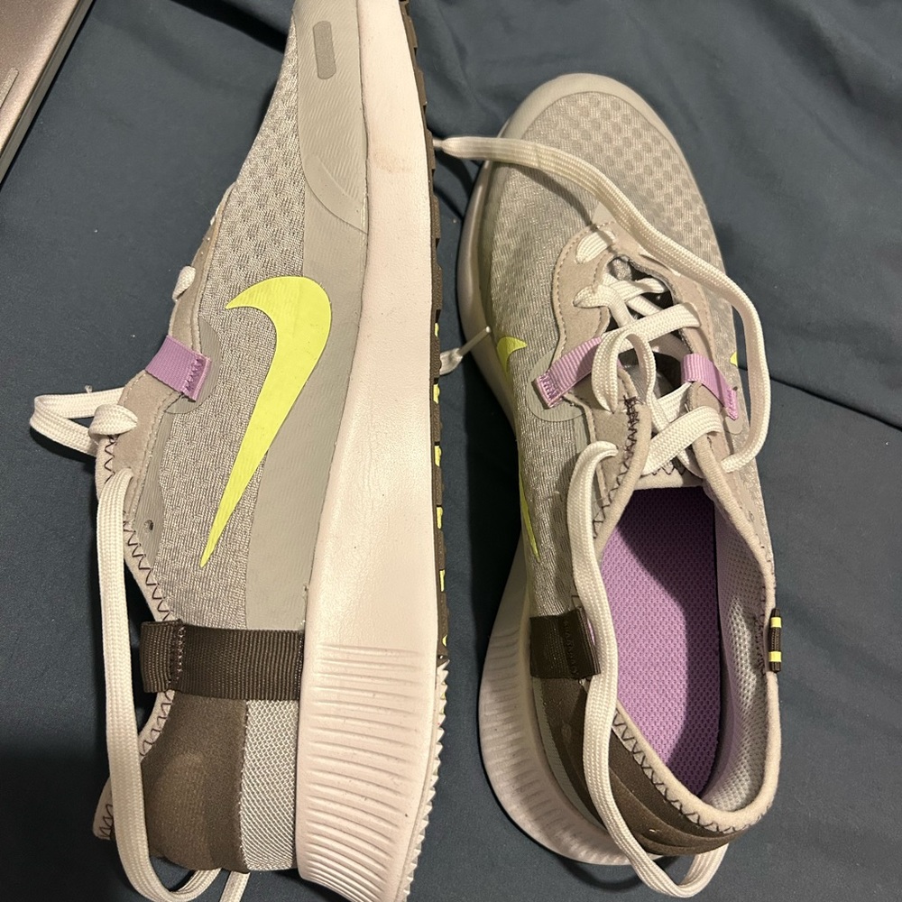 Nike